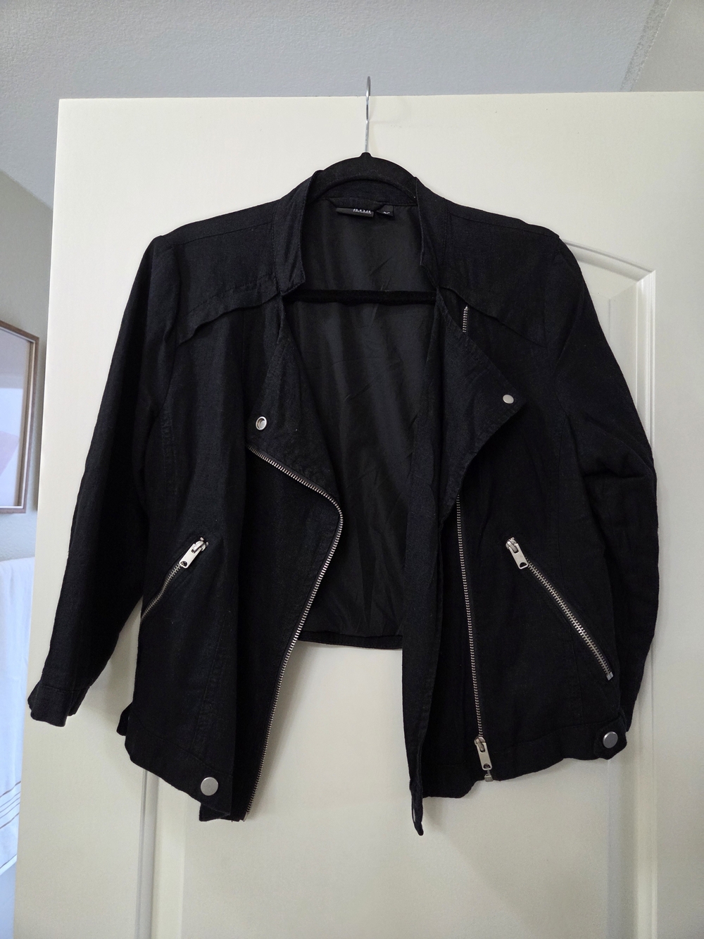 Black Women's Moto-Style Jean Jacket - Versatile Zip Front